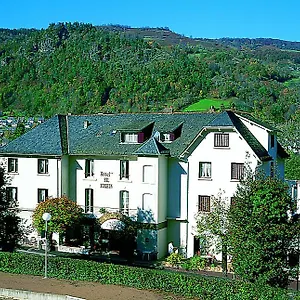 hotel-bel-horizon-vic-sur-cere-15800.hotels-rhonealpes.com/